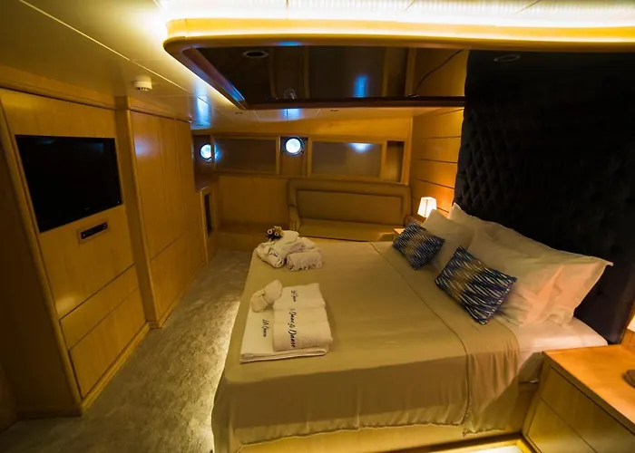 7 Deluxe - A Seductive Blend Of Style And Serenity Вилла *