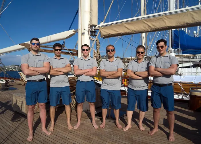 7 Deluxe - A Seductive Blend Of Style And Serenity Яликовак