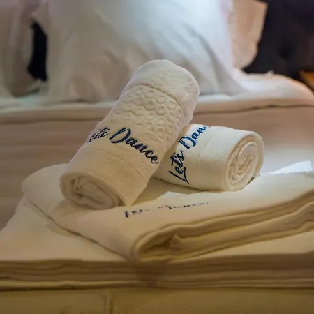 Villa 7 Deluxe - A Seductive Blend Of Style And Serenity *