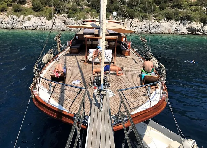 7 Deluxe - A Seductive Blend Of Style And Serenity Yalıkavak